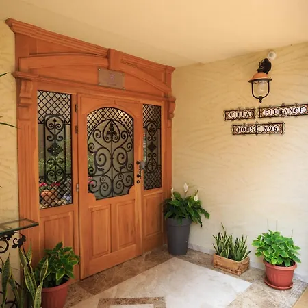 Florance Apartment