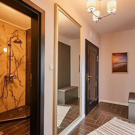 Florance Apartment *